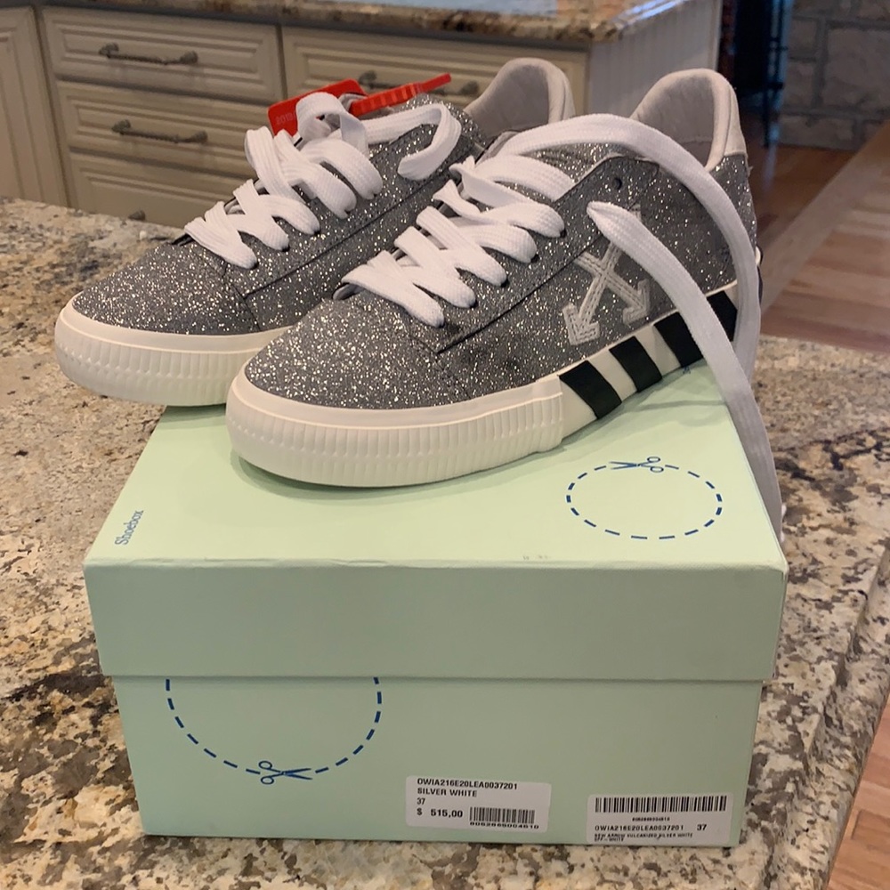 Off-White Sneakers